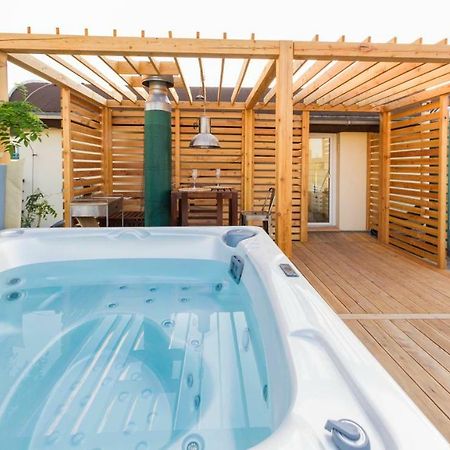 Romantic Studio With Jacuzzi 프라하 외부 사진